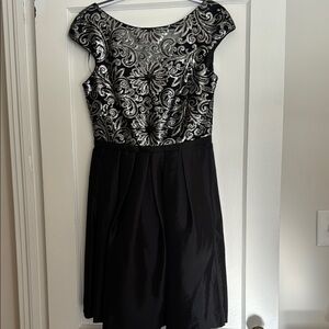 Calvin Klein Black Taffeta Cocktail Dress w Lace Bodice & Sequins, Pleated Skirt